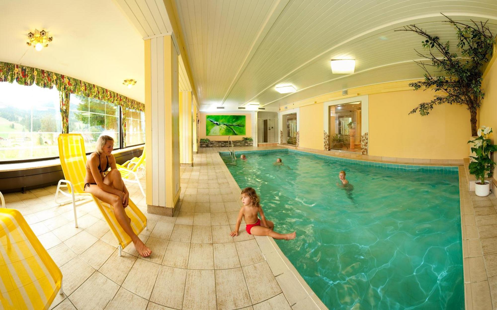 Wohlfuehlresort Und Feriengut Martinerhof 상트마틴암테넨게비르게 외부 사진