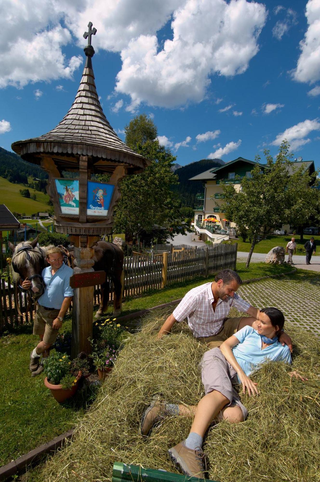 Wohlfuehlresort Und Feriengut Martinerhof 상트마틴암테넨게비르게 외부 사진