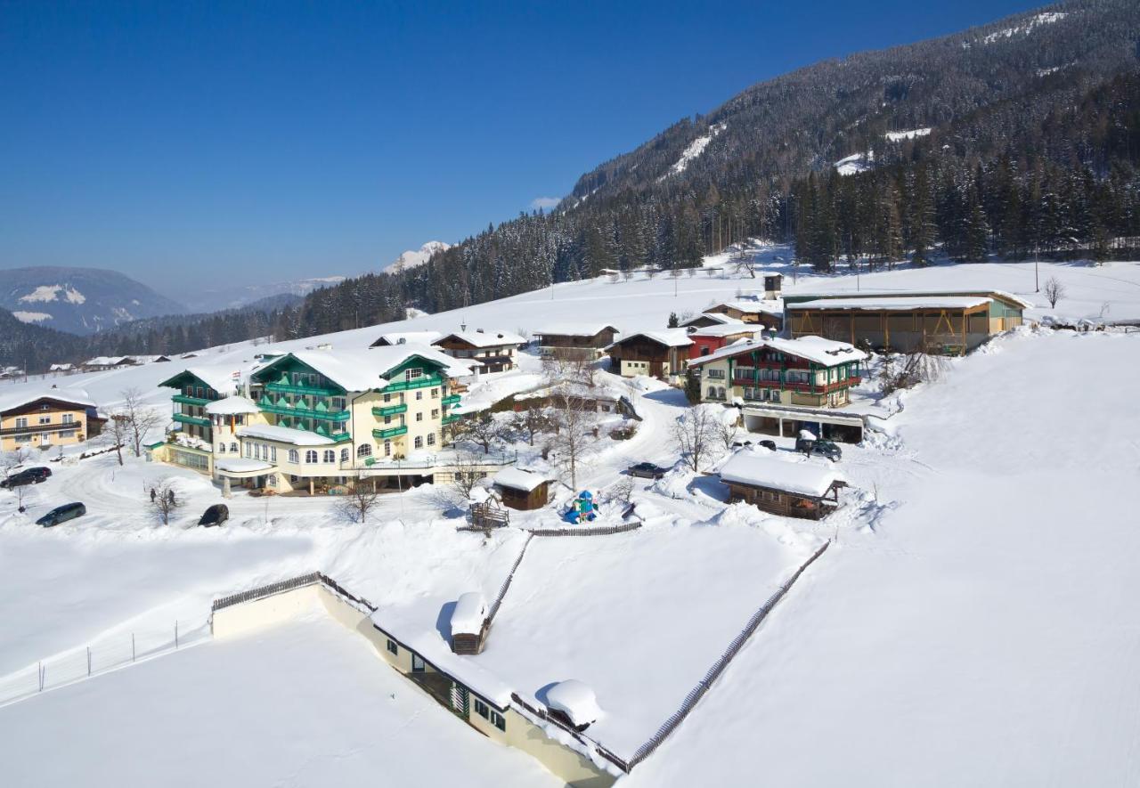 Wohlfuehlresort Und Feriengut Martinerhof 상트마틴암테넨게비르게 외부 사진