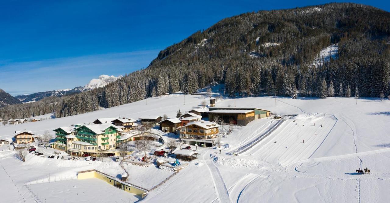 Wohlfuehlresort Und Feriengut Martinerhof 상트마틴암테넨게비르게 외부 사진