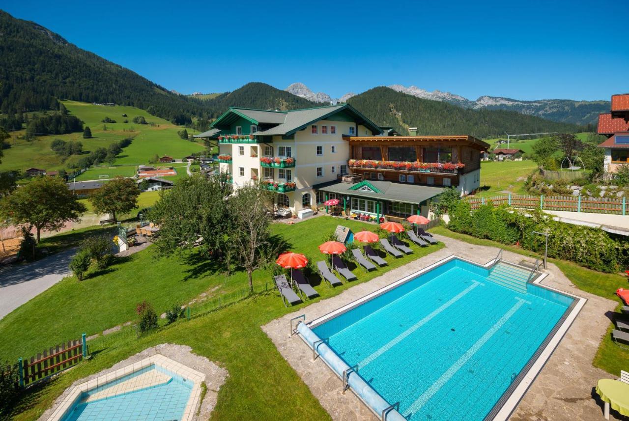 Wohlfuehlresort Und Feriengut Martinerhof 상트마틴암테넨게비르게 외부 사진
